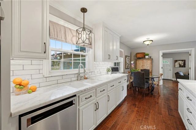 252 S Hacienda, Glendora, CA 91741