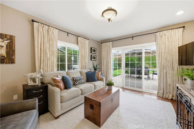 252 S Hacienda, Glendora, CA 91741