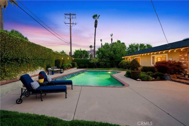 252 S Hacienda, Glendora, CA 91741