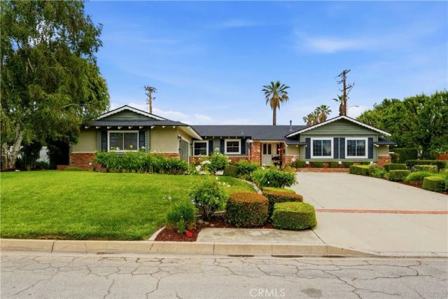 252 S Hacienda, Glendora, CA 91741