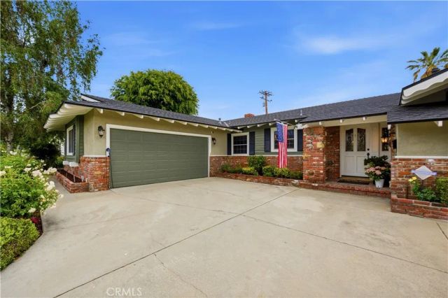 252 S Hacienda, Glendora, CA 91741