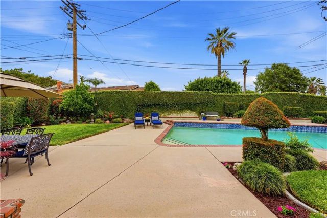 252 S Hacienda, Glendora, CA 91741