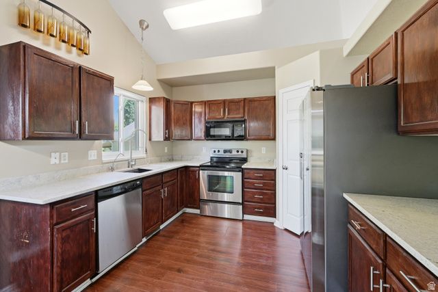 4873 S 4150 W, Roy, UT 84067