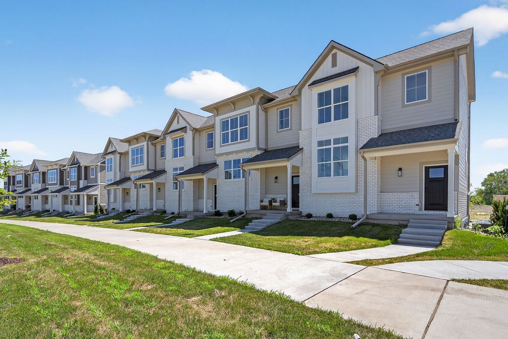 1463 SE Superior Lane, Waukee, IA 50263