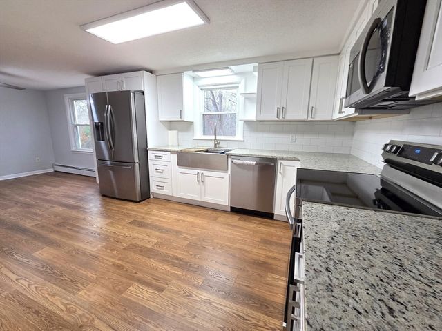 90 Pleasant St, Bellingham, MA 02019