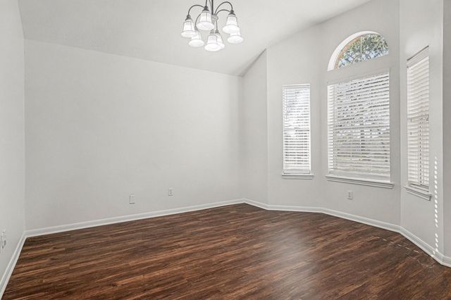 10467 Twin Circles Drive, Montgomery, TX 77356