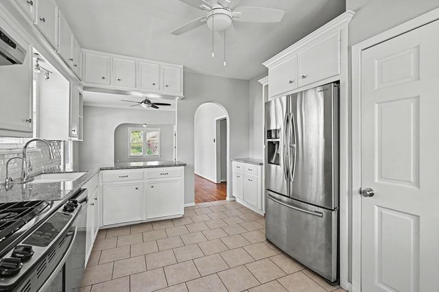 4035 Michaux Street, Houston, TX 77009