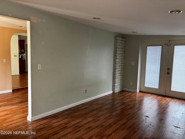 6929 ROLLO Road, Jacksonville, FL 32205