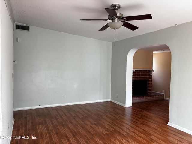 6929 ROLLO Road, Jacksonville, FL 32205