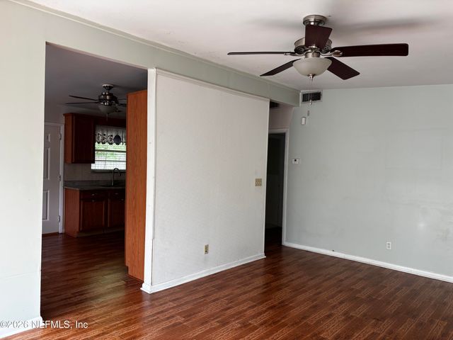 6929 ROLLO Road, Jacksonville, FL 32205