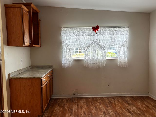 6929 ROLLO Road, Jacksonville, FL 32205