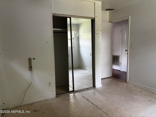 6929 ROLLO Road, Jacksonville, FL 32205