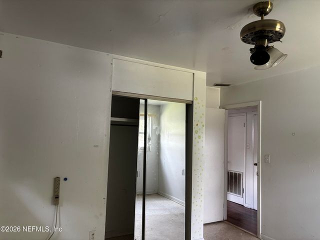 6929 ROLLO Road, Jacksonville, FL 32205