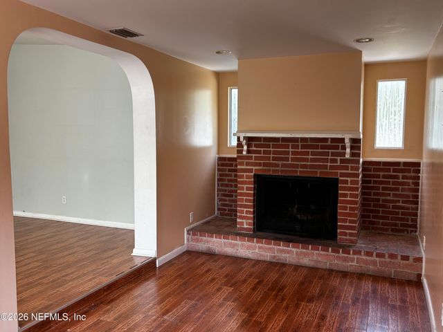 6929 ROLLO Road, Jacksonville, FL 32205