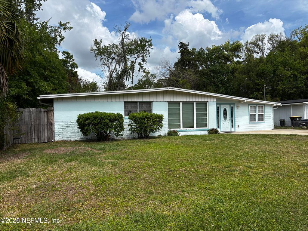 6929 ROLLO Road, Jacksonville, FL 32205