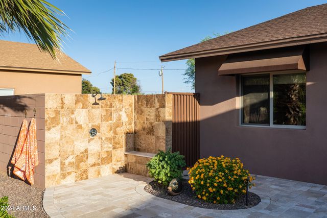 7801 E DAVENPORT Drive, Scottsdale, AZ 85260