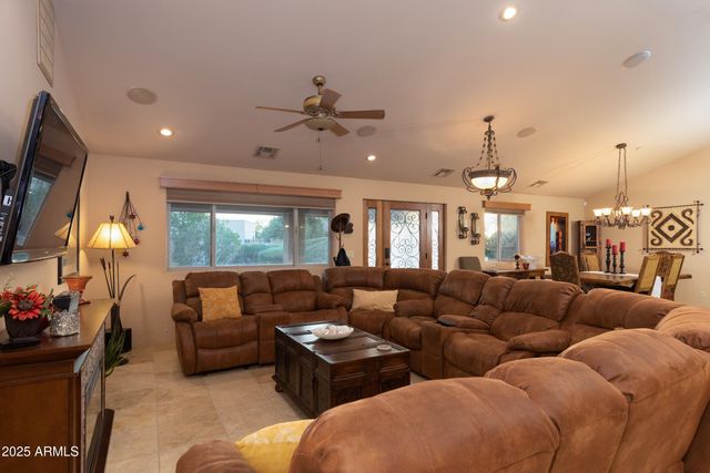 7801 E DAVENPORT Drive, Scottsdale, AZ 85260