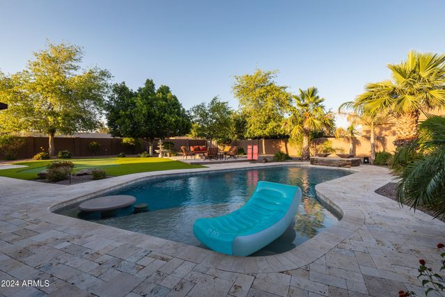 7801 E DAVENPORT Drive, Scottsdale, AZ 85260