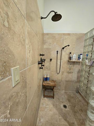 7801 E DAVENPORT Drive, Scottsdale, AZ 85260