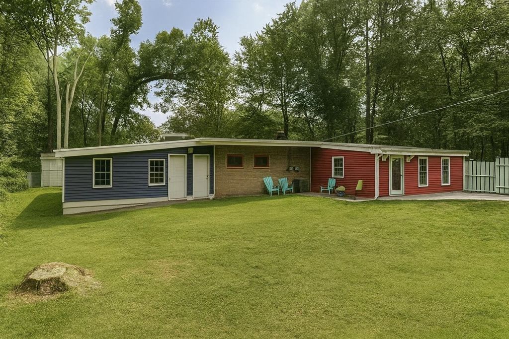 48 Pond Street, Salem, NH 03079