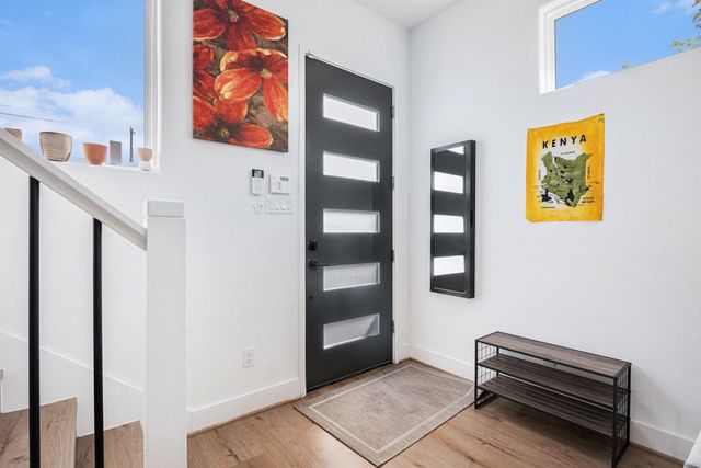 203 Danna Lane, Houston, TX 77009