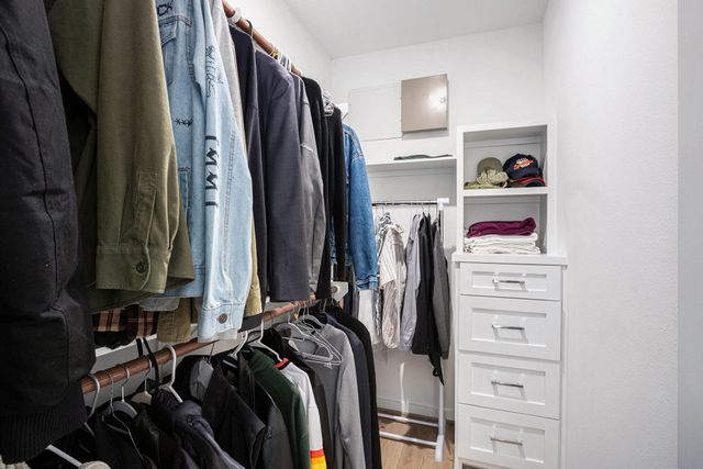 203 Danna Lane, Houston, TX 77009