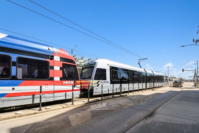 203 Danna Lane, Houston, TX 77009