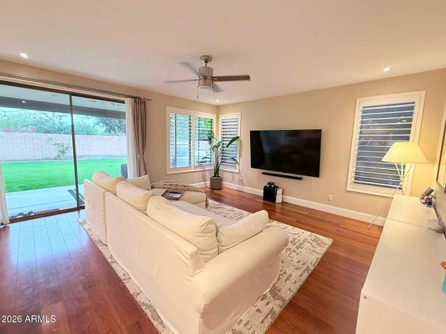 670 W Oriole Way, Chandler, AZ 85286