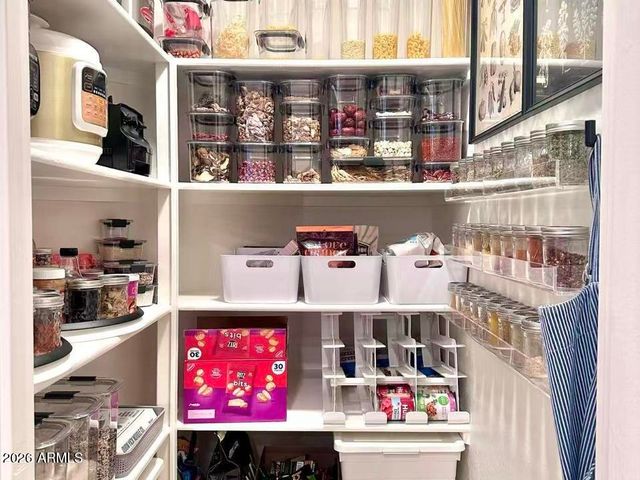 670 W Oriole Way, Chandler, AZ 85286