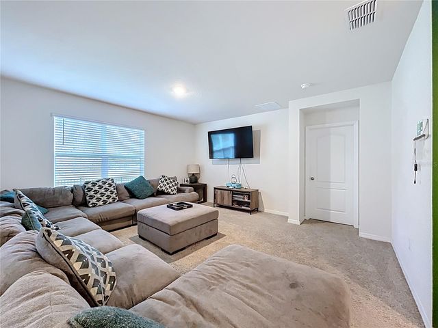 2928 CANARY LANE, Tavares, FL 32778