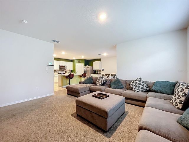 2928 CANARY LANE, Tavares, FL 32778