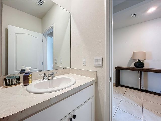 2928 CANARY LANE, Tavares, FL 32778