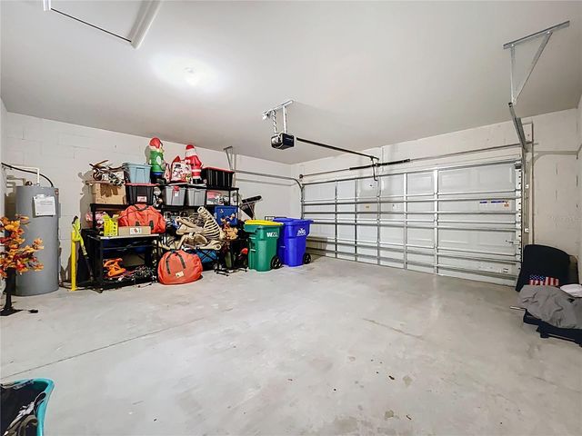 2928 CANARY LANE, Tavares, FL 32778