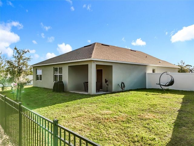 2928 CANARY LANE, Tavares, FL 32778