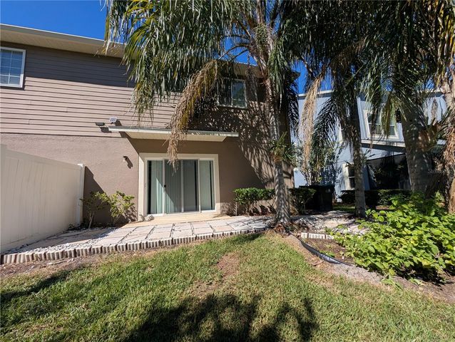 2203 CHATHAM PLACE DRIVE, Orlando, FL 32824