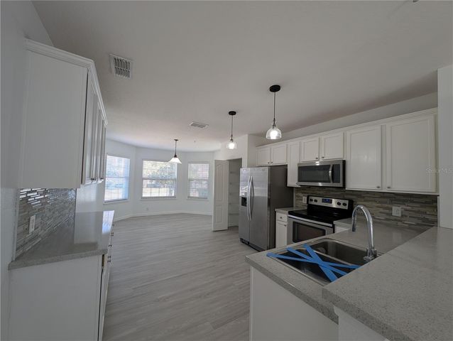 2203 CHATHAM PLACE DRIVE, Orlando, FL 32824