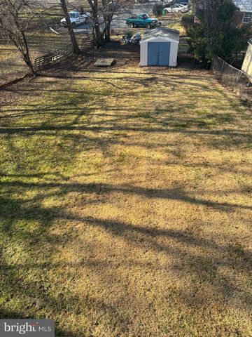 6703 CENTRAL HILLS TER, Landover, MD 20785