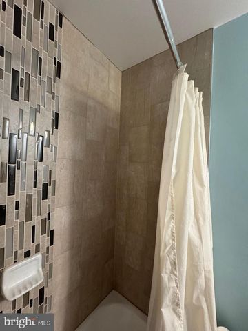 6703 CENTRAL HILLS TER, Landover, MD 20785