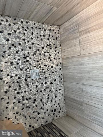 6703 CENTRAL HILLS TER, Landover, MD 20785