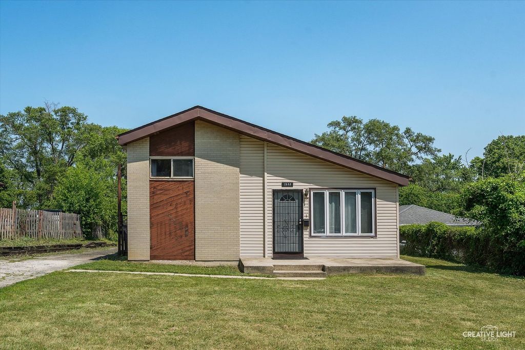 1533 Larry Lane, Glendale Heights, IL 60139