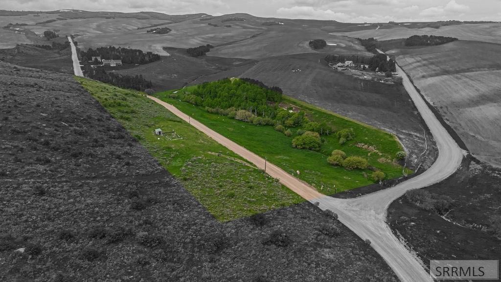 Image 4 of property listing at 5 Moss Avery Road, Ririe, ID 83443