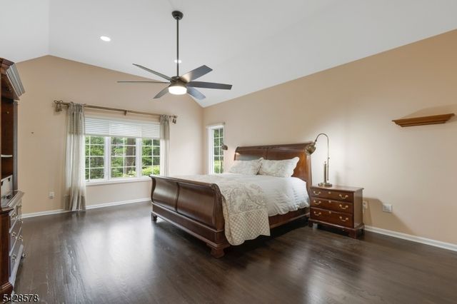 5 White Buck Run, Warren Twp., NJ 07059
