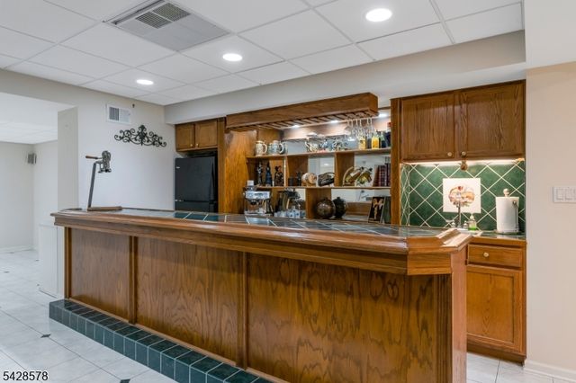 5 White Buck Run, Warren Twp., NJ 07059