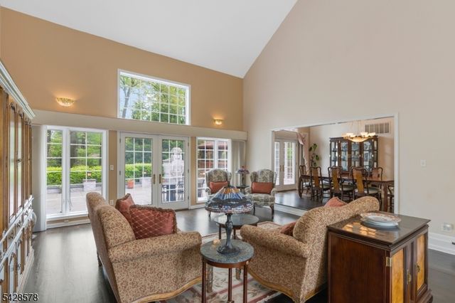 5 White Buck Run, Warren Twp., NJ 07059