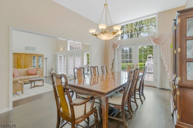 5 White Buck Run, Warren Twp., NJ 07059