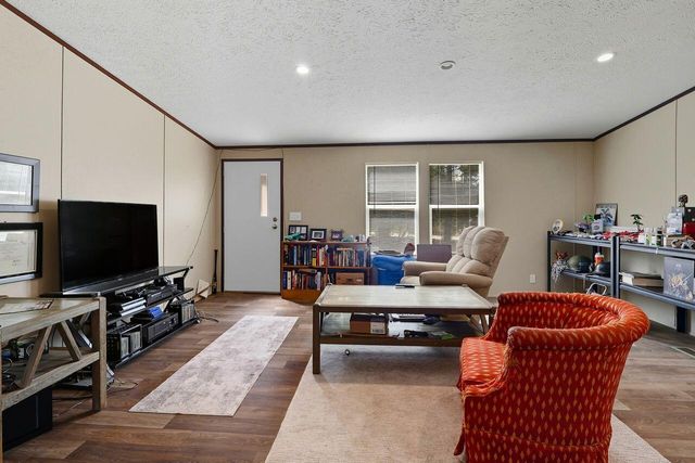 170 Cowslip Court, Defuniak Springs, FL 32433