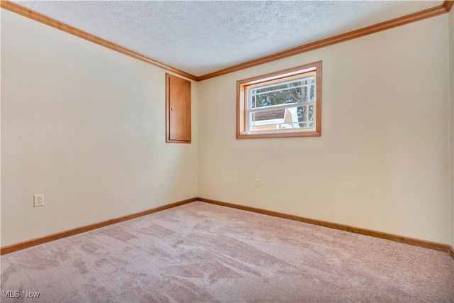 6733 Dale Avenue NW, Massillon, OH 44646