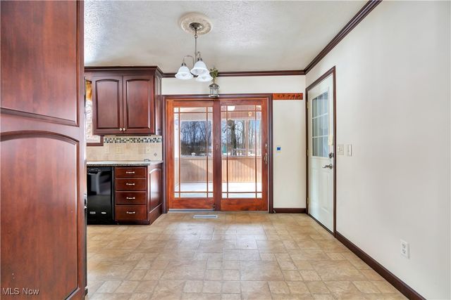 6733 Dale Avenue NW, Massillon, OH 44646