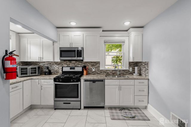 1615 Mabel Street, Piscataway, NJ 08854