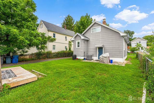 1615 Mabel Street, Piscataway, NJ 08854